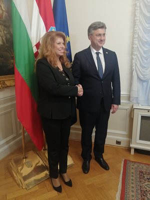 Вицепрезидентът Илияна Йотова и хърватският премиер Андрей Пленкович.