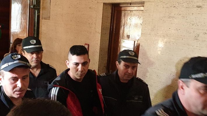 Северин Красимиров в съда