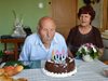 Торта и подаръци за столетника дядо Димитър Перухов