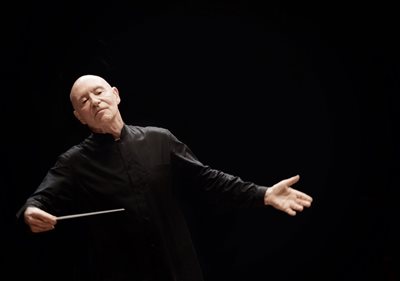 Феноменът Кристоф Ешенбах гостува на Софийската филхармония