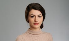 Лена Бориславова не е сред дарителите на ПП за разлика от Петков и Василев