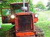 Трактор премаза собственик на овощна градина в шуменско село