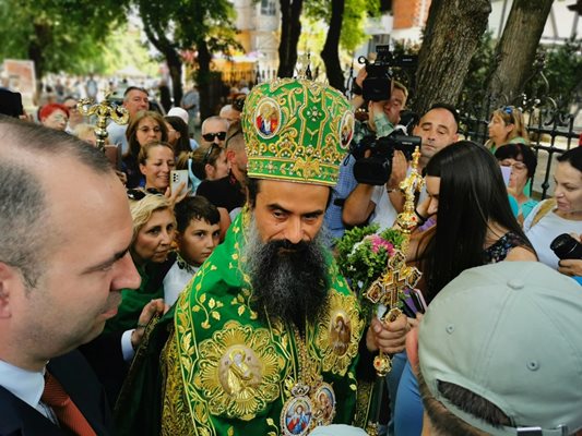 Патриарх Даниил отслужи света литургия в Кюстендил 
СНИМКА: Facebook/ Георги Стамов