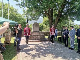 Почит към загиналите наши военни и на българското гробище в Ново село
СНИМКА: Митко Георгиев
