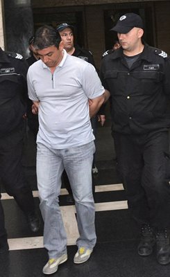 Олег Попов за трети път попада зад решетките заради дрога