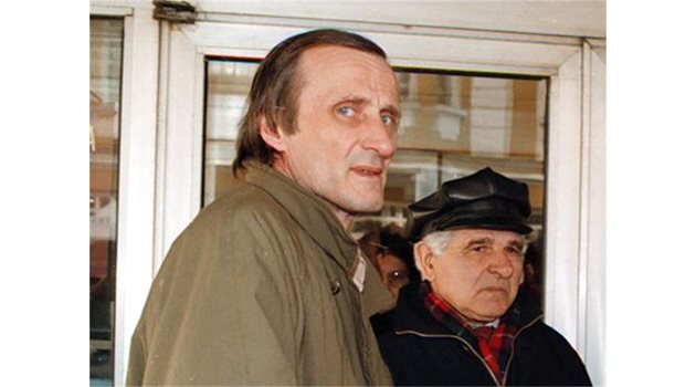 Валентин Вацев (вляво)
НИМКА: Архив
