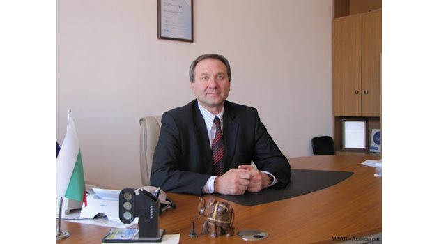 Д-р Иван Червенков