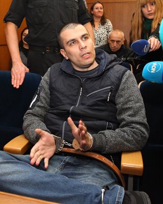 Викторио Александров иска да се потвърди 20-годишната му присъда