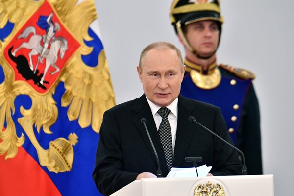 Путин: Русия пренасочва търговията и петрола си към страните от БРИКС