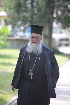 Отец Георги Паликарски, който ще води поклонението