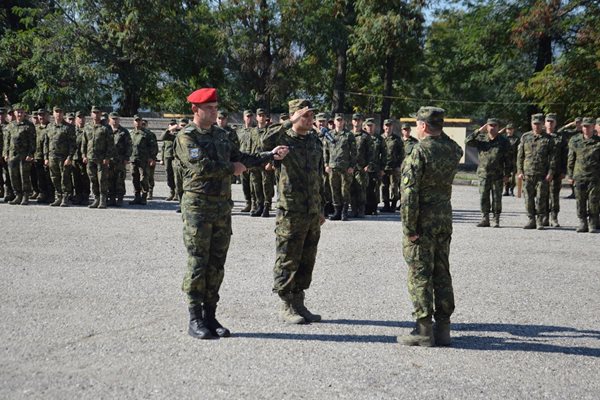 Над 100 военни от 3-то Бригадно командване - Благоевград се завърнаха на родна земя след участие в мисия на оперативния резерв на стабилизиращите сили на НАТО в Косово.