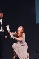 19-годишната Калина Костова играе последната съпруга на Чарли Чаплин редом до Мариан Бачев