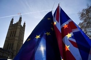 Летища, митници, търговия: Европа се готви за хаотичен Брекзит