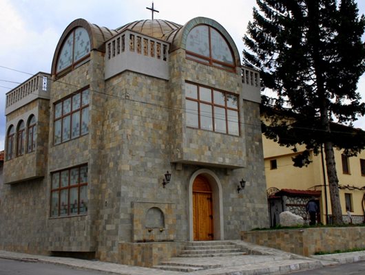  Духовно-историческият център “Св. Паисий Хилендарски ” е посещаван от съвсем всички посетители на града. 