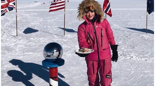 Тийнейджърка остави сандвич на Южния полюс за хейтърите
