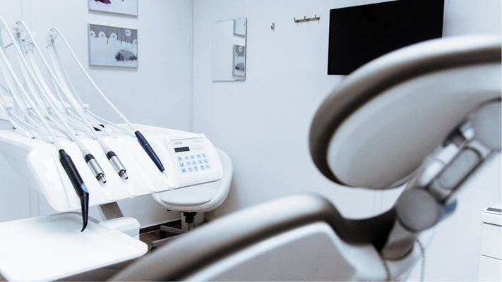 Прокуратурата разследва смърт в зъболекарски кабинет
