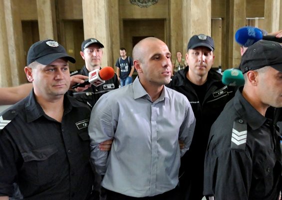 Присъдата на Станев е намалена с 2 години и половина.  СНИМКА: “24 ЧАСА”