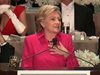Клинтън и Тръмп си размениха шеги на благотворителна вечеря в Ню Йорк (видео)