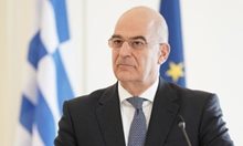 Външният министър на Гърция с писма до ООН и НАТО за изявленията на Турция