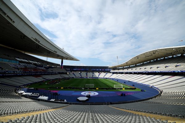 На олимпийския стадион "Ататюрк" в Истанбул довечера ще се изиграе финалът в Шампионската лига между английския "Манчестър Сити" и италианския "Интер". Снимка: Ройтерс