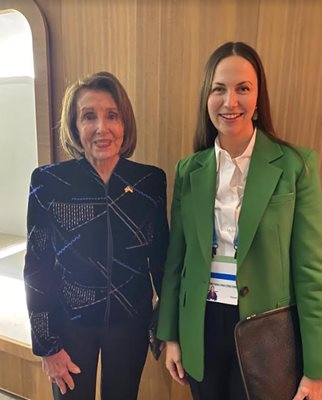 Евродепутатът се срещна и с Нанси Пелоси, доскорошен председател на Камарата на представителите в Конгреса на САЩ.