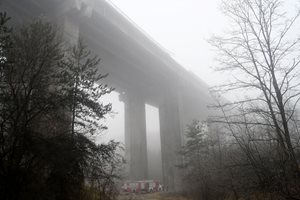 Тир и кола падат от мост на “Тракия”, шофьорите умират (обзор)