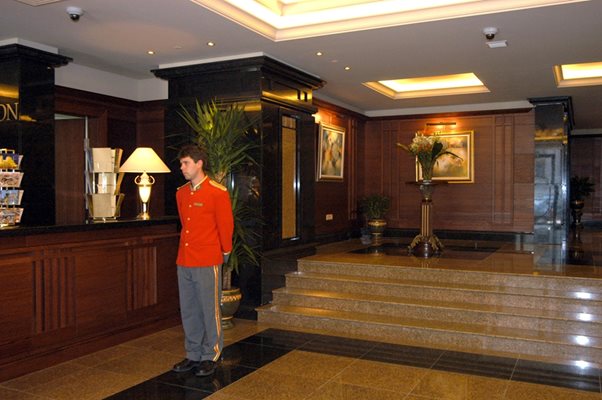 Чатботът може да замени служители в хотелите и да отговаря вместо тях на въпроси на гостите.