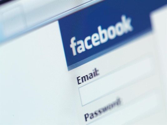 Facebook иска да расте, удвоява персонала