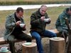 Путин и Медведев хапват чорба с рибари на остров (Снимки)