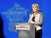 Френската партия "Национален фронт" вече ще се казва "Национален сбор"