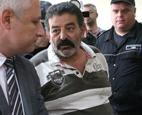 Пирилис прекара 13 дни в ареста, преди да го освободят под парична гаранция