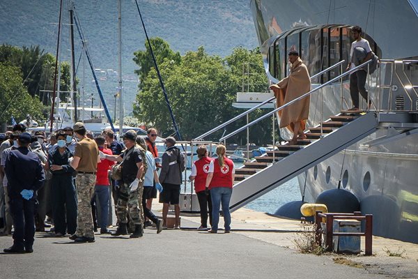 78 загинали и над 100 спасени мигранти при корабокрушението край Пилос СНИМКИ:  Ройтерс