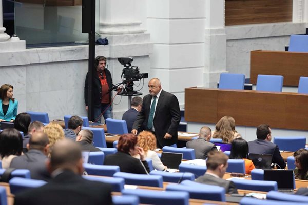 Лидерът на ГЕРБ Бойко Борисов в пленарната зала.

Снимка: Николай Литов