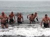 Един извади кръста в Несебър, но всички излязоха от морето с водорасли (снимки)