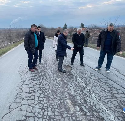 Докато беше регионален министър, Гроздан Караджов провери състоянието на повечето от пътищата в страната.