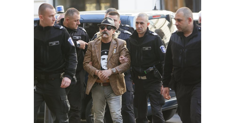 Georgi Valev from “The Killers” appeared in court with a cigar and a Che Guevara shirt