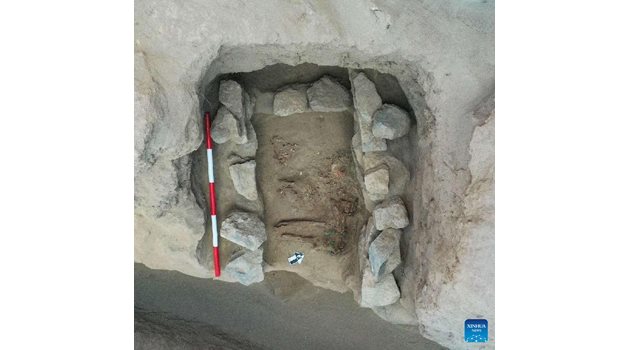 В Тибет откриха пещерна гробница на 3000 години