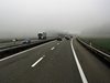 Намалена е видимостта по автомагистрала „Хемус” заради мъгла