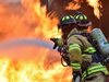 Пожар обхвана складови помещения в сграда в Русия, пострадало е дете