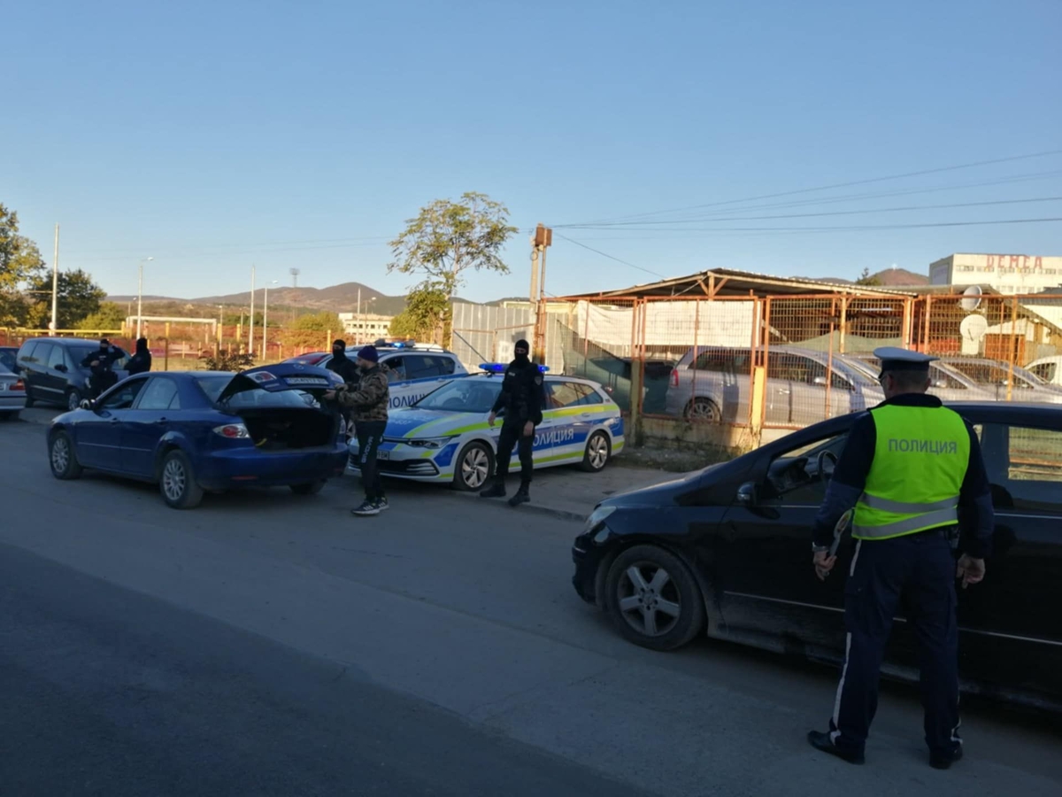 За денонощие: Четирима загинали и 27 ранени по пътищата в страната