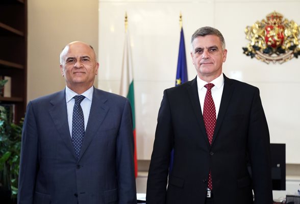 Министър-председателят Стефан Янев се срещна с посланика на Гърция Димитрис Хронопулос.