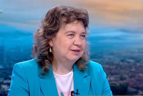 Доц. Наталия Киселова: Не е допустимо ПП-ДБ да отиват с ГЕРБ при президента