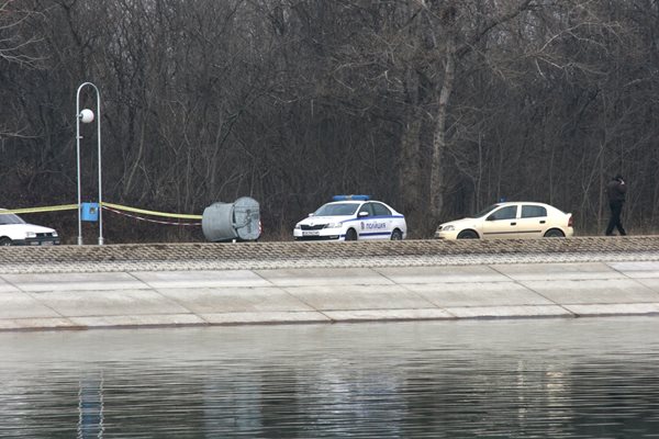 Докато траеше огледът, Гребната база в Пловдив бе отцепена от полиция