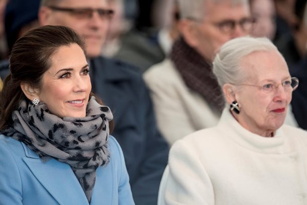 Принцеса Мери и датската кралица Маргрете Втора  СНИМКИ: Ройтерс