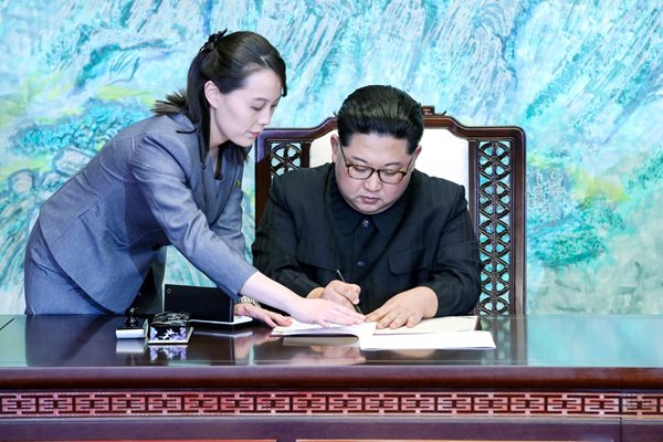 Сестрата на Ким Чен Ун Ким Йо Чен може да наследи трона му.