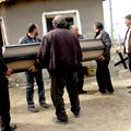 Осъдиха турски тираджия, смазал 4-ма, и пиян полицай убиец, никой не знае къде са