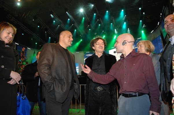 Заедно с Бойко Борисов и Горан Брегович посрещат новата 2010 г. на концерта на площад “Александър I” в София.  СНИМКА: РУМЯНА ТОНЕВА