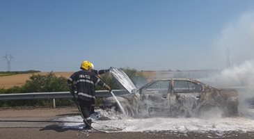 Кола изгоря на АМ "Тракия" на 20 км от Бургас