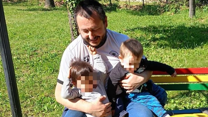 Бащата полага всекидневни грижи