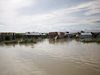 Най-малко 82 са жертвите на наводнения в Бангладеш